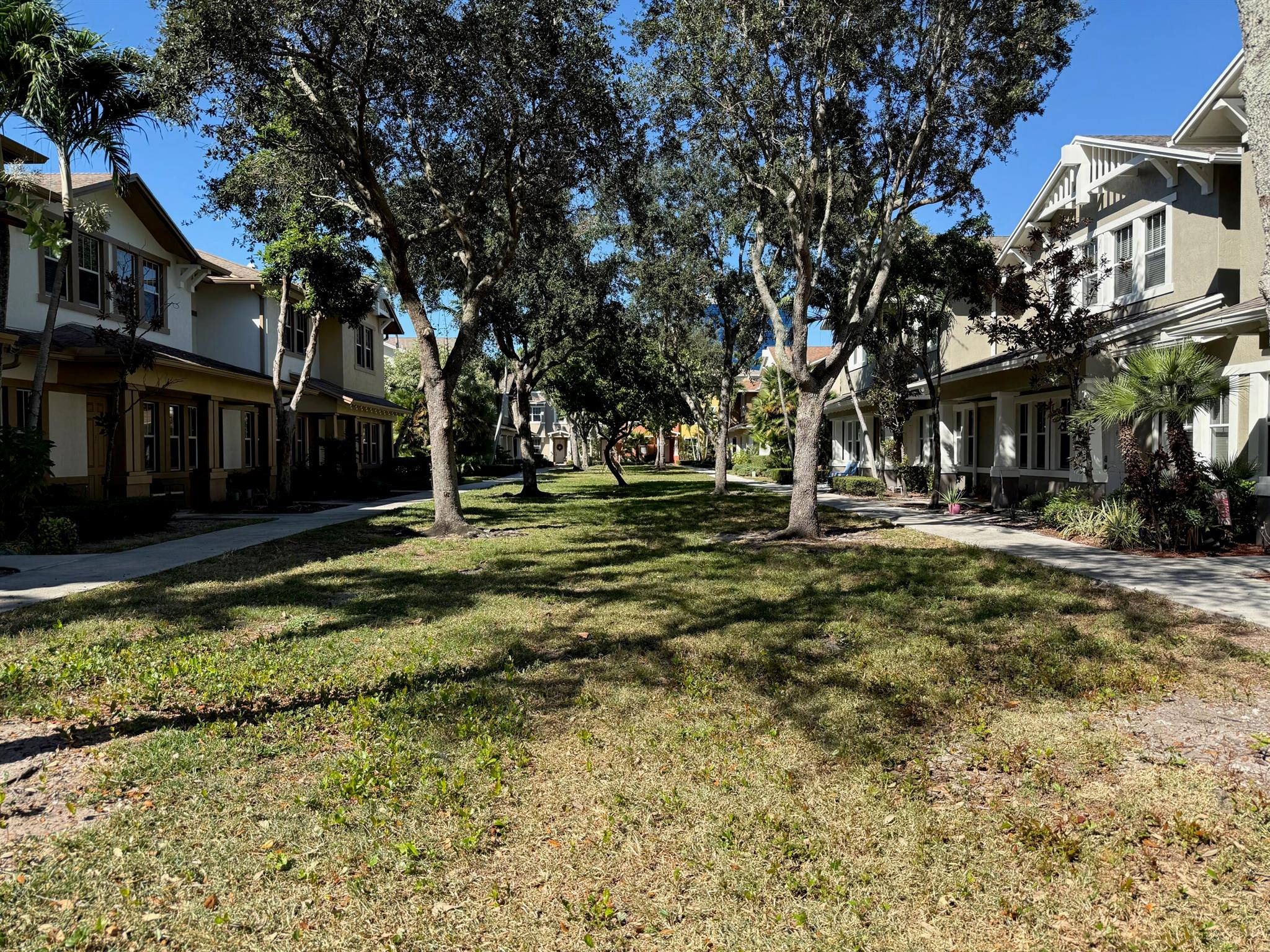 Cityside Condominium - Residential Lease