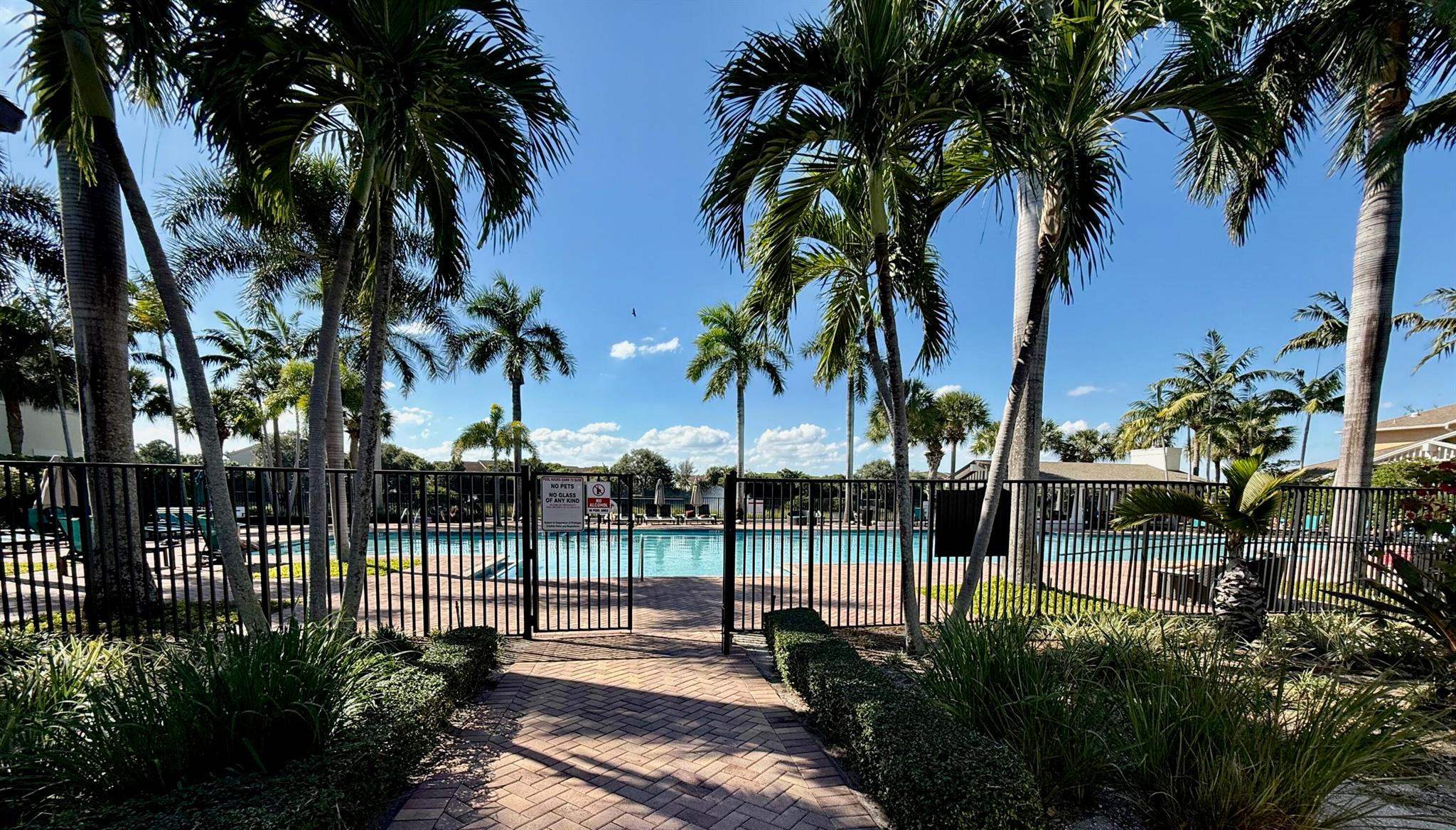 Cityside Condominium - Residential Lease