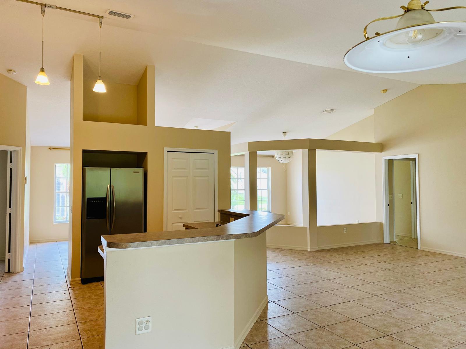 PORT ST LUCIE SECTION 44 - Residential Lease