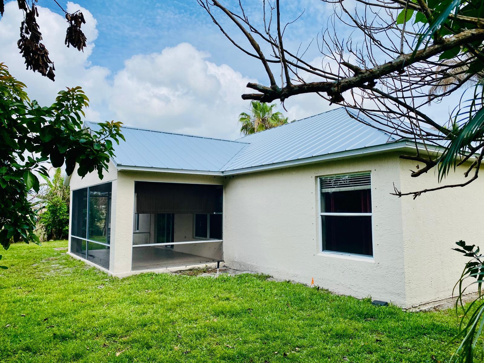 PORT ST LUCIE SECTION 44 - Residential Lease