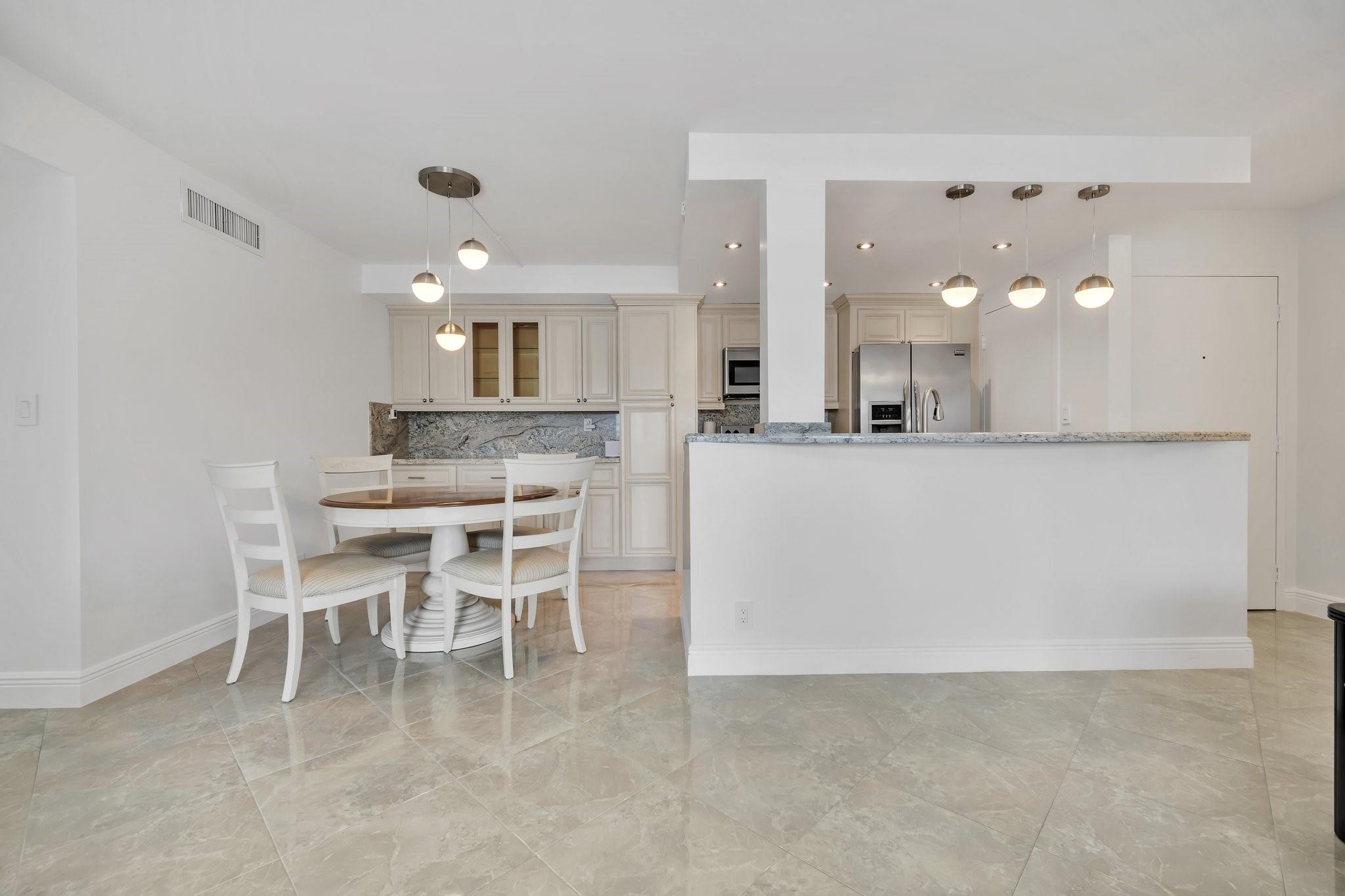 Nautical Towers - Residential