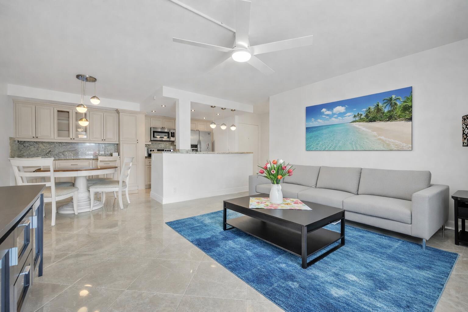 720 Bayshore Drive 304