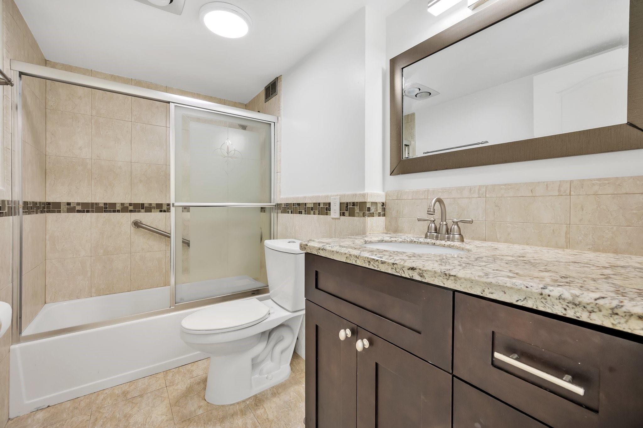 Nautical Towers - Residential