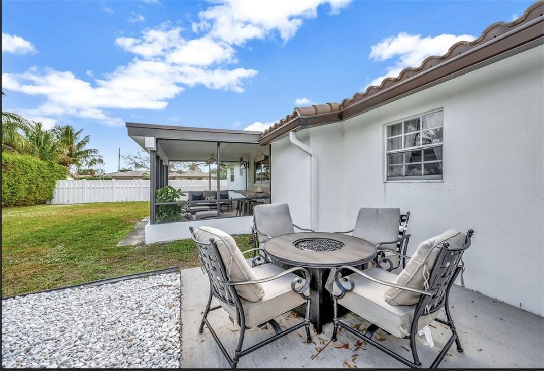 Deer-Pomp Estates 40-49 B - Residential
