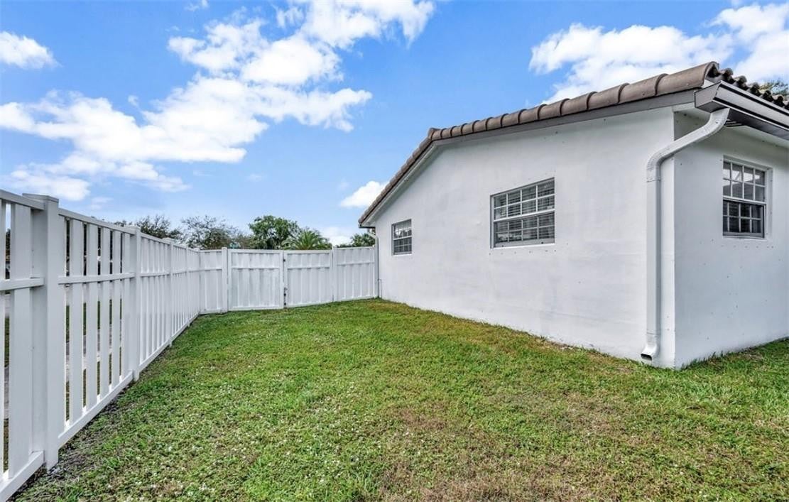 Deer-Pomp Estates 40-49 B - Residential