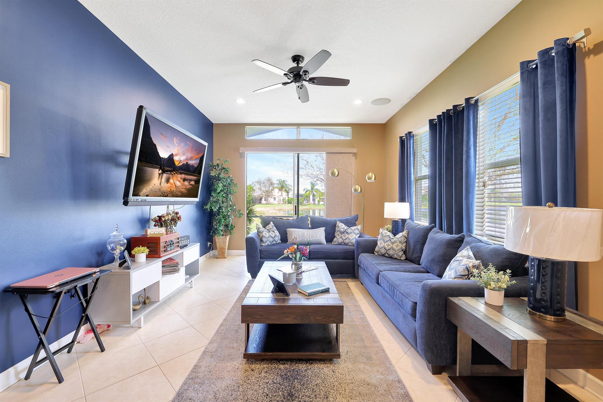 MAGNOLIA LAKES PHASE 1 ST LUCIE WEST NO 151 - Residential