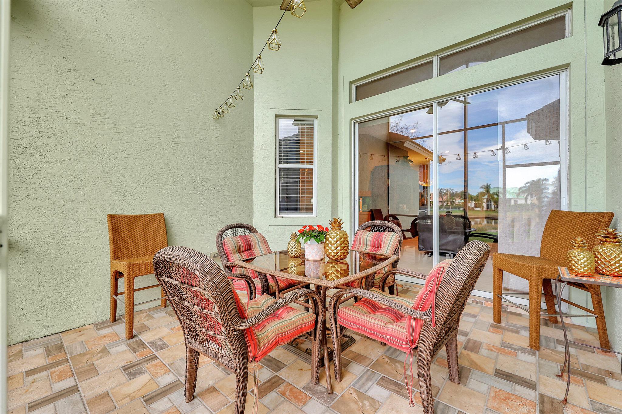 MAGNOLIA LAKES PHASE 1 ST LUCIE WEST NO 151 - Residential