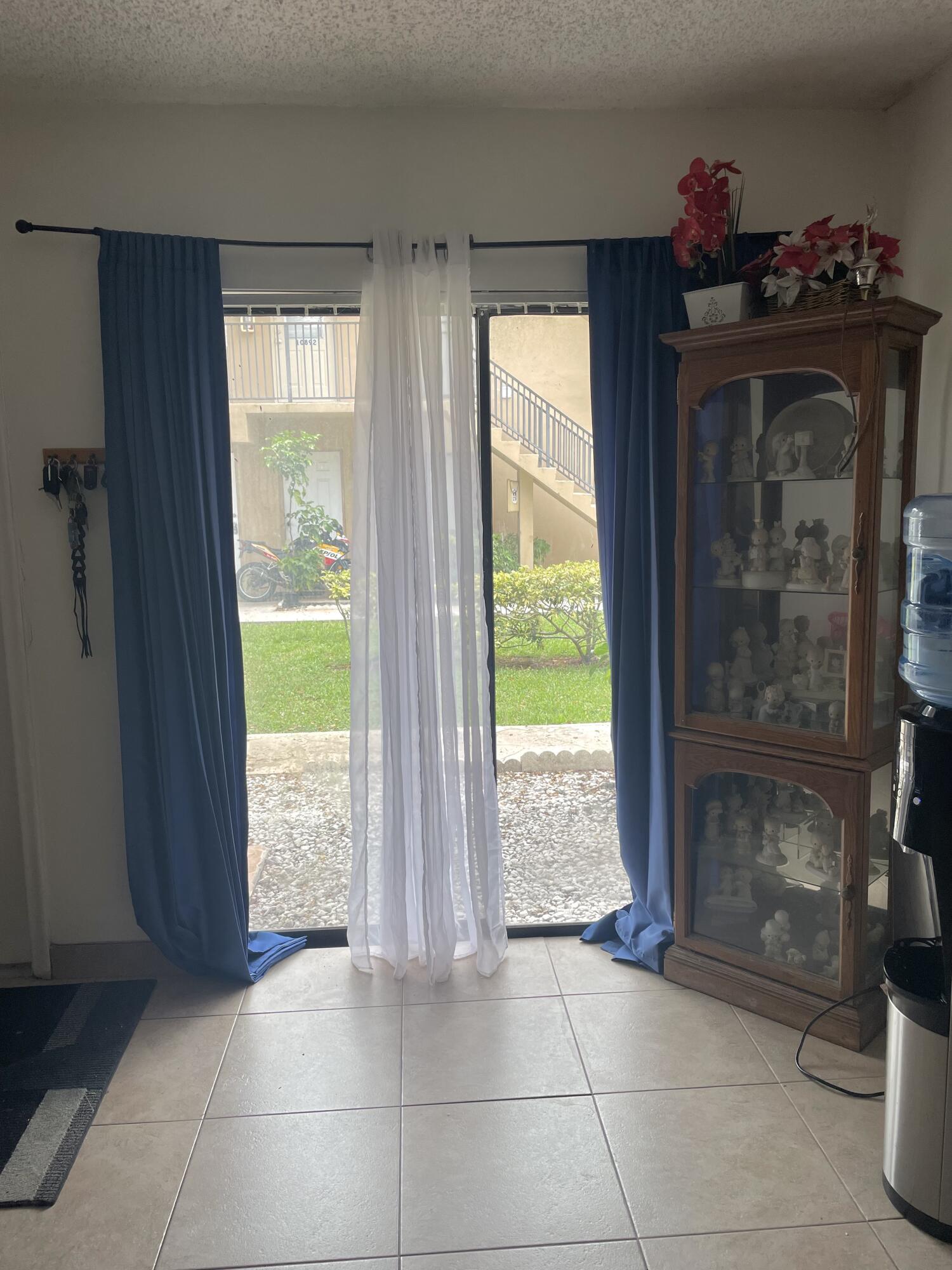 10898 Royal Palm Boulevard 10898