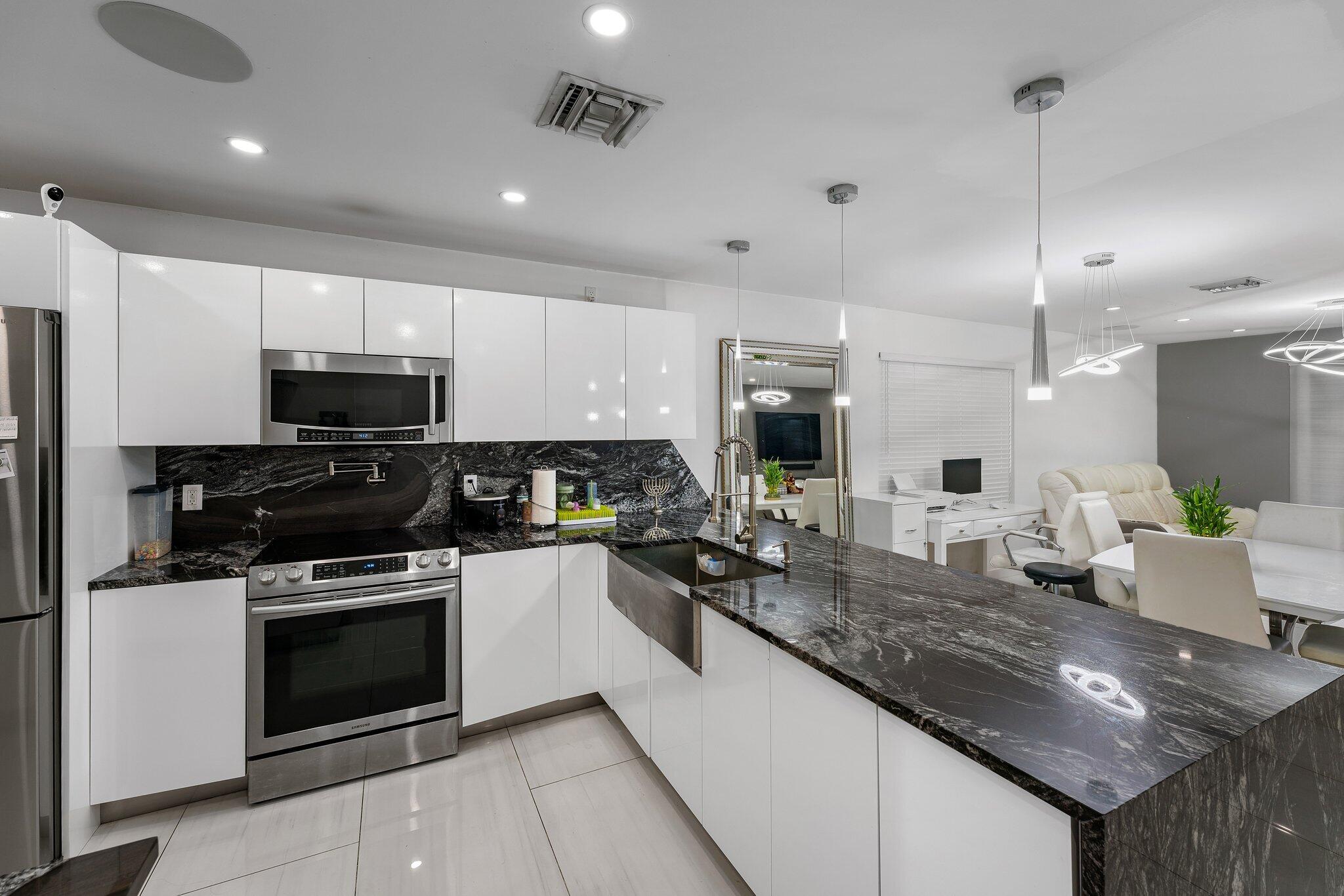 SOCIETY HILL CANNONGATE - Residential