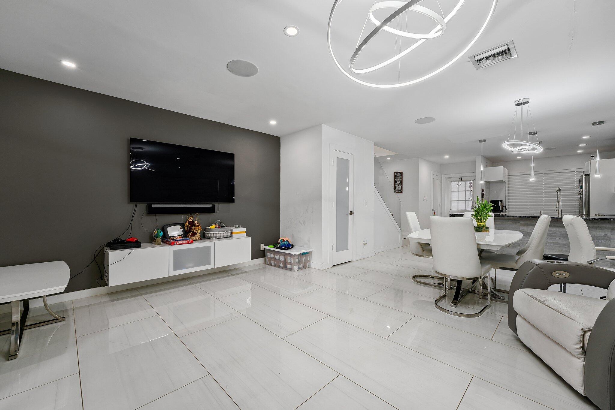 SOCIETY HILL CANNONGATE - Residential