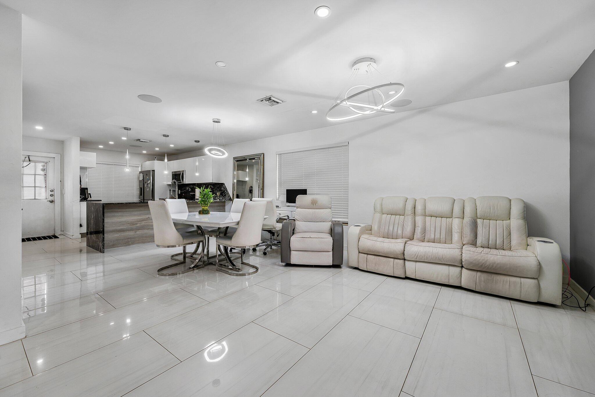 SOCIETY HILL CANNONGATE - Residential