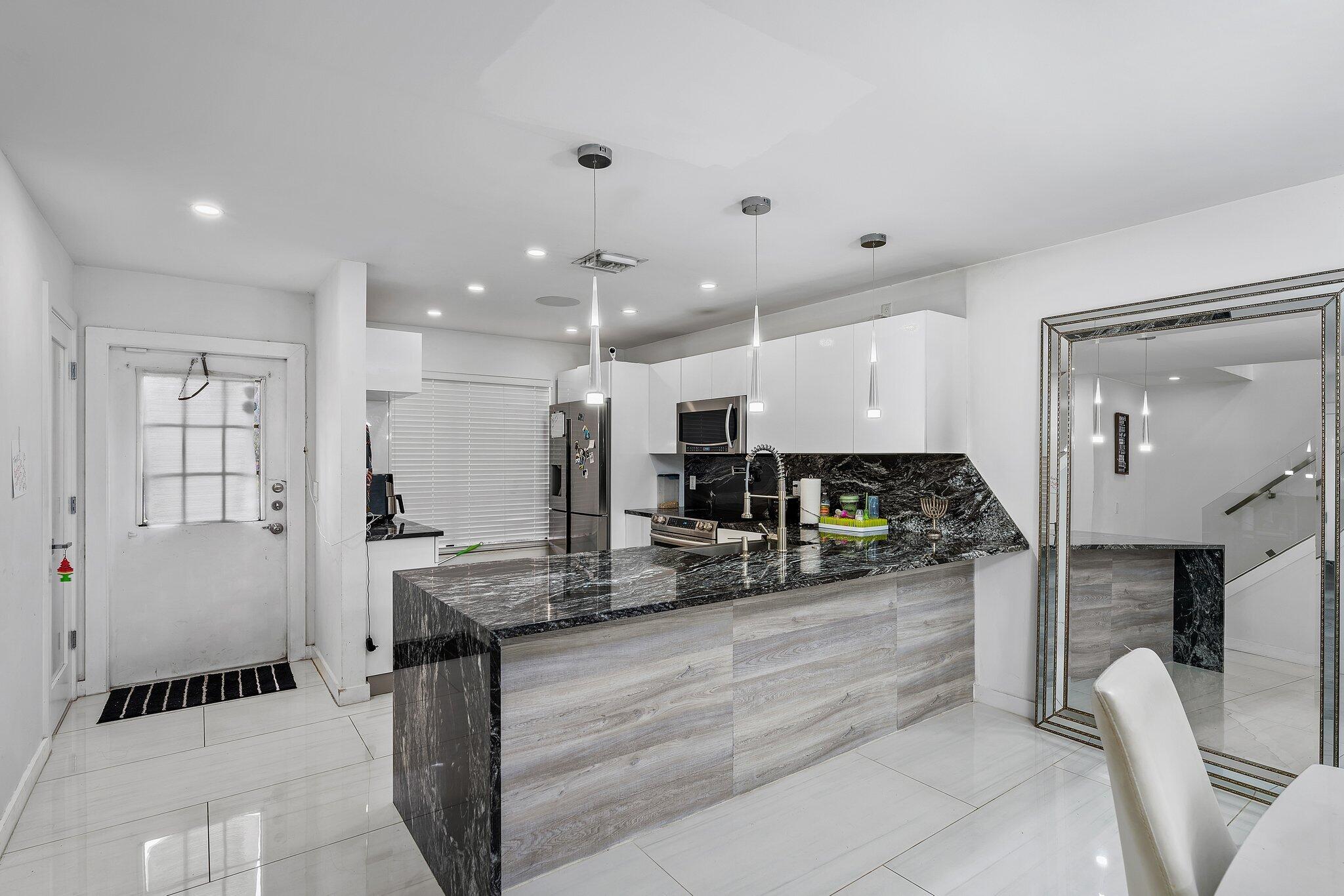 SOCIETY HILL CANNONGATE - Residential