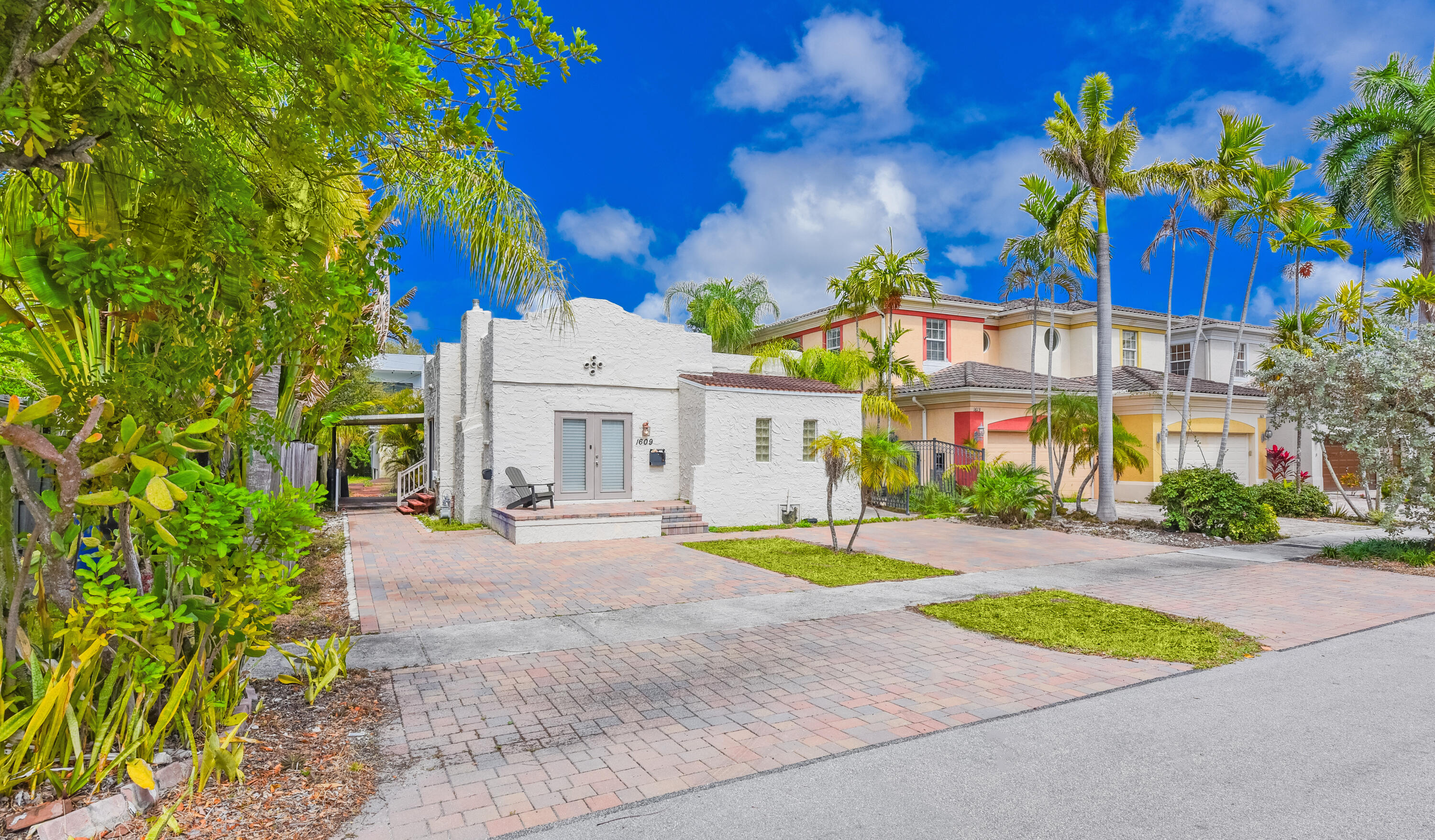 MIDDLE RIVER PARK - Residential