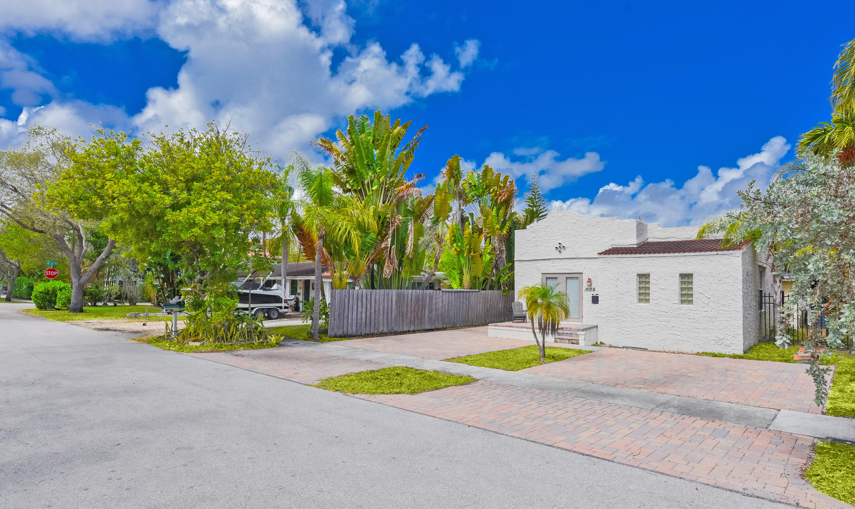 MIDDLE RIVER PARK - Residential