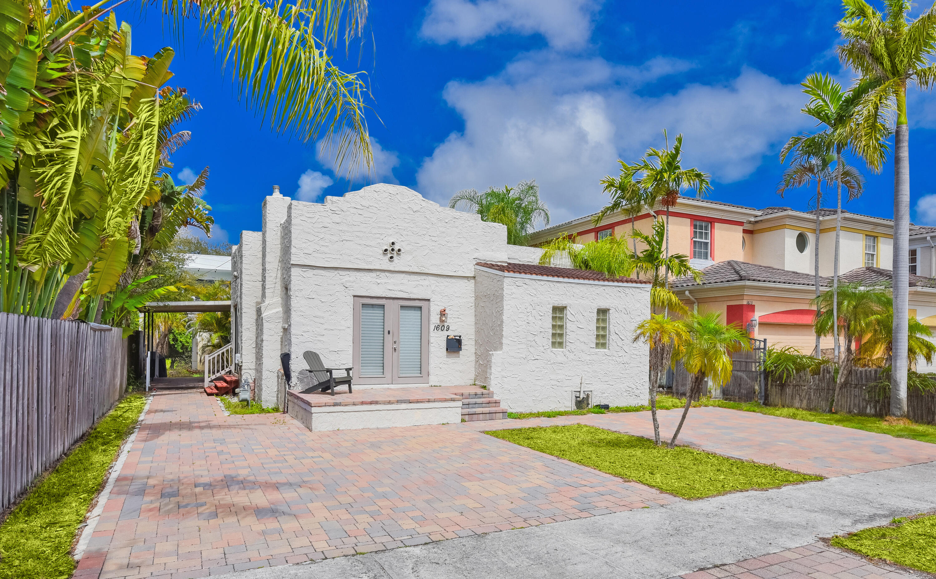 MIDDLE RIVER PARK - Residential