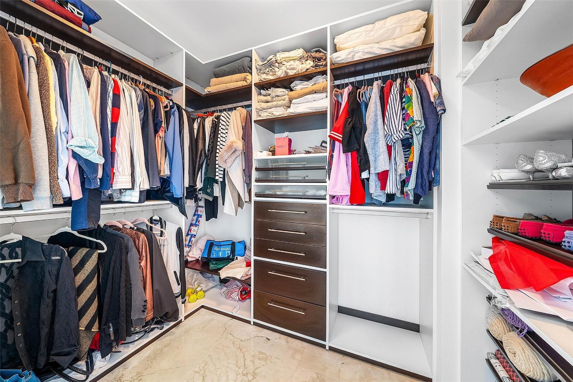 DIPLOMAT OCEANFRONT RESID - Residential