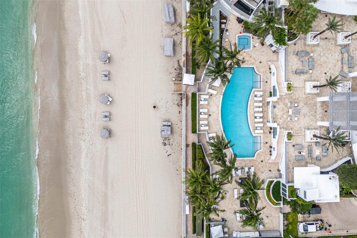 DIPLOMAT OCEANFRONT RESID - Residential