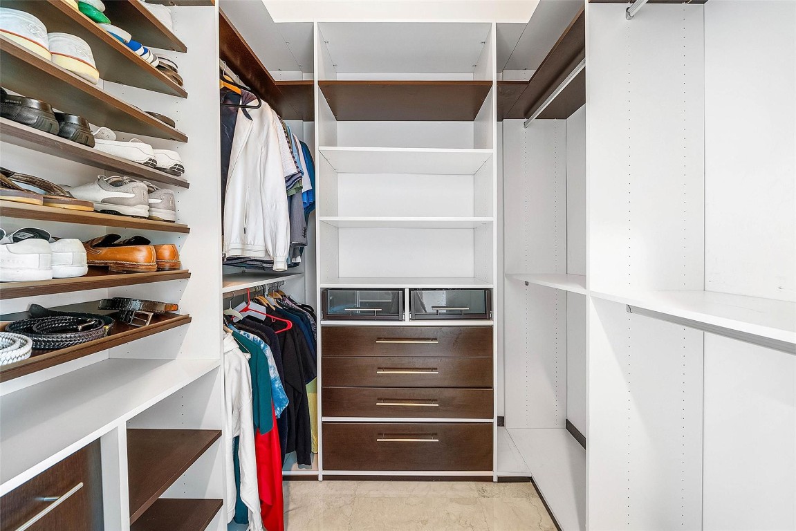 DIPLOMAT OCEANFRONT RESID - Residential