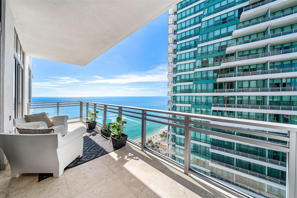 3535 S Ocean Drive 2605