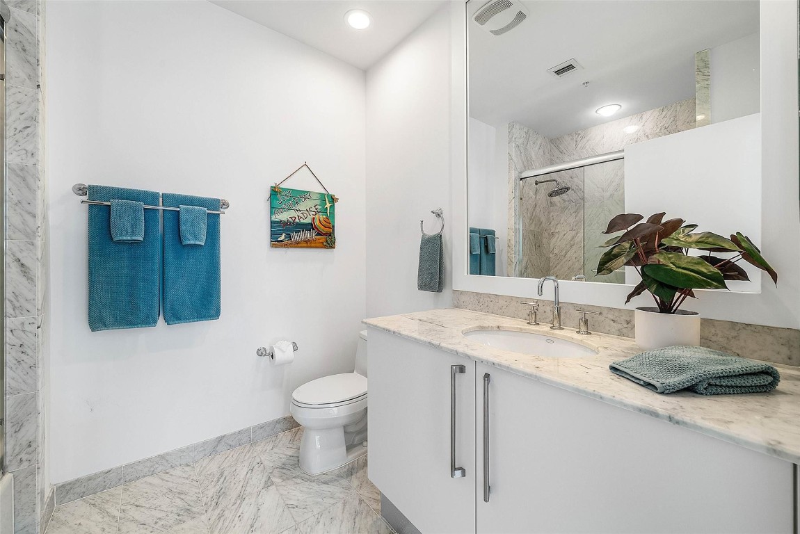 DIPLOMAT OCEANFRONT RESID - Residential