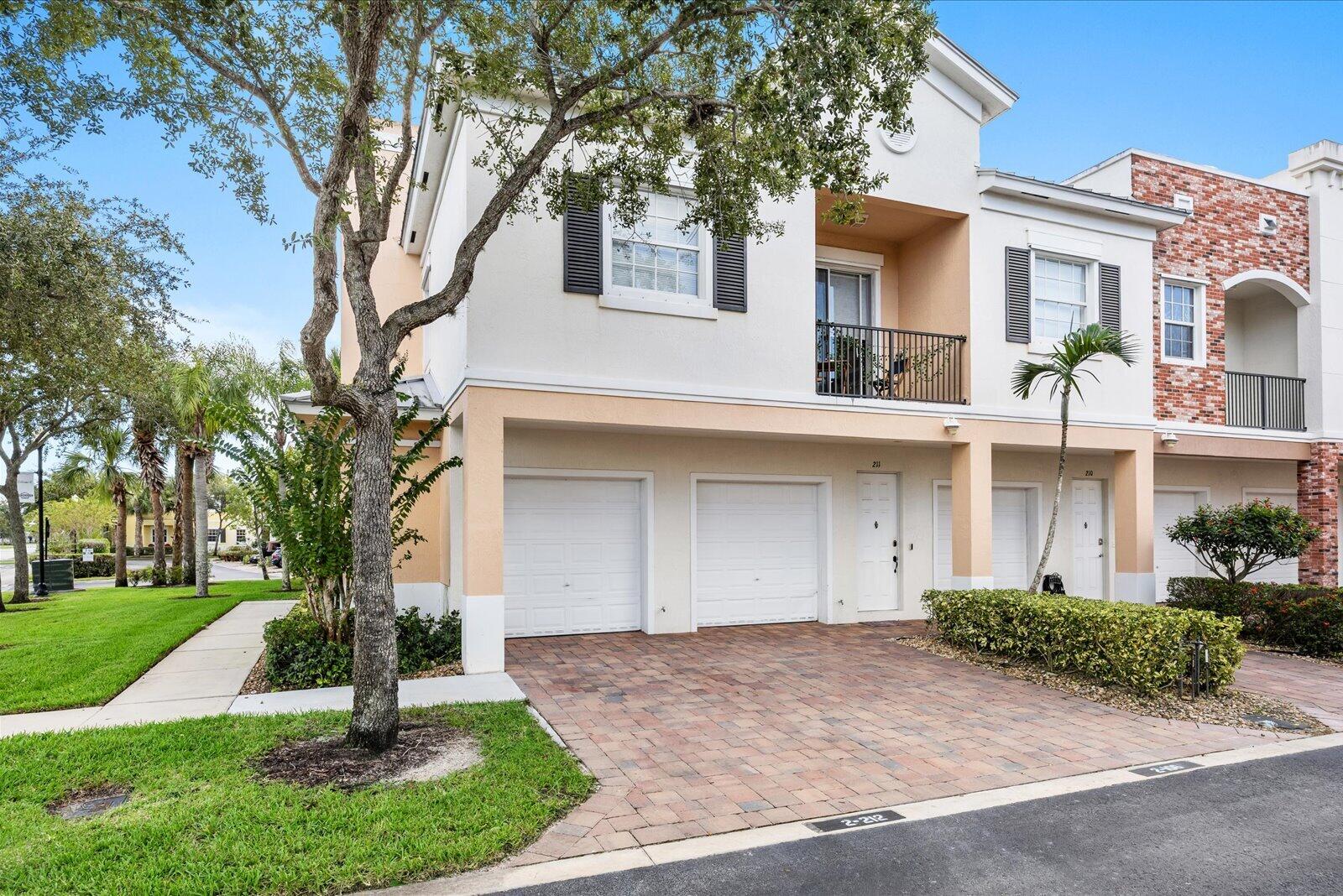 10520 SW STEPHANIE Way 2-212