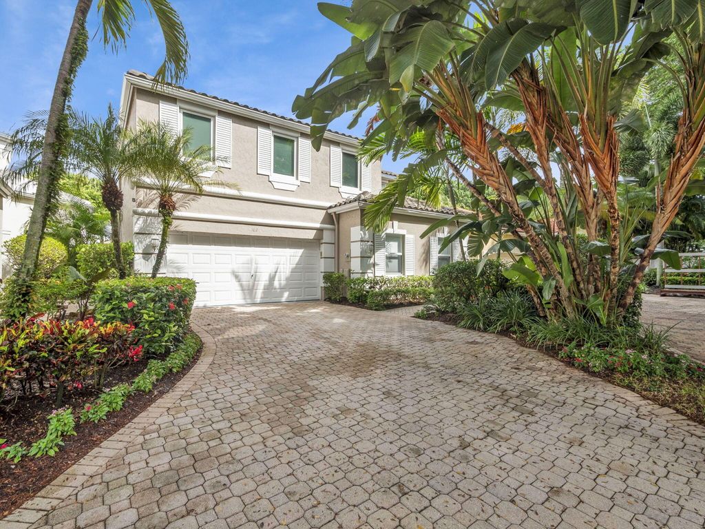 Photo of 102 Sunset Bay Drive, Palm Beach Gardens, FL 33418 (MLS # R11125809)