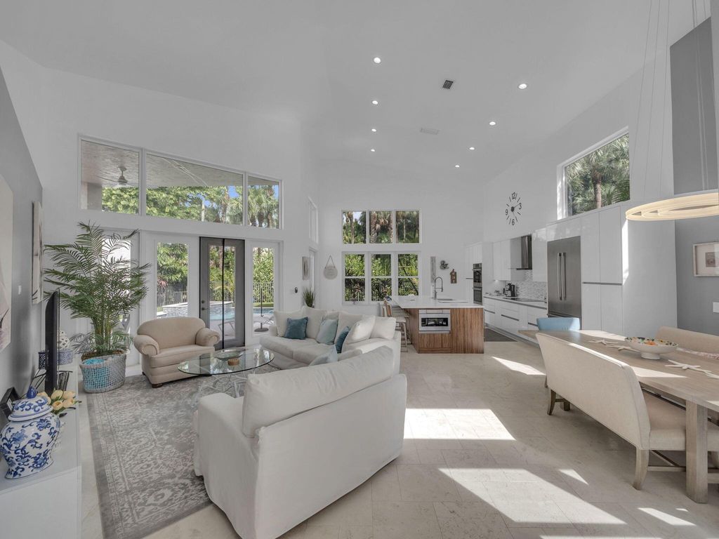 Photo of 102 Sunset Bay Drive, Palm Beach Gardens, FL 33418 (MLS # R11125809)