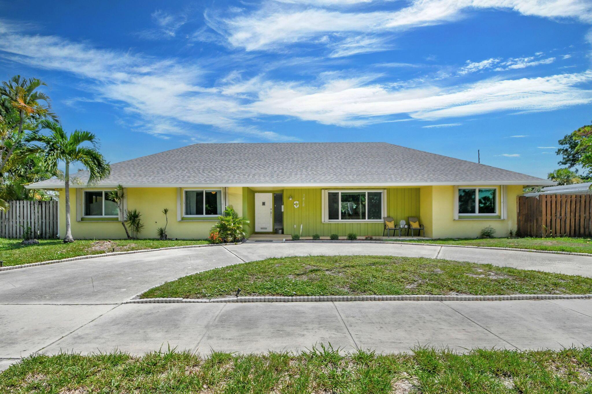 3412 Lake Osborne Drive