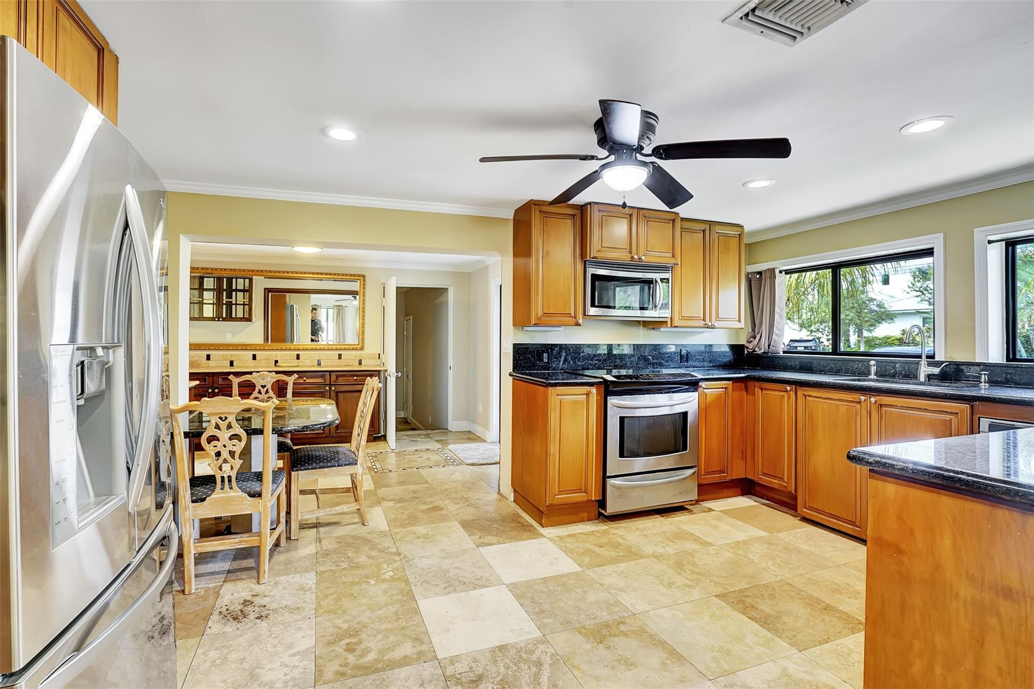 HILLSBORO SHORES SEC - Residential