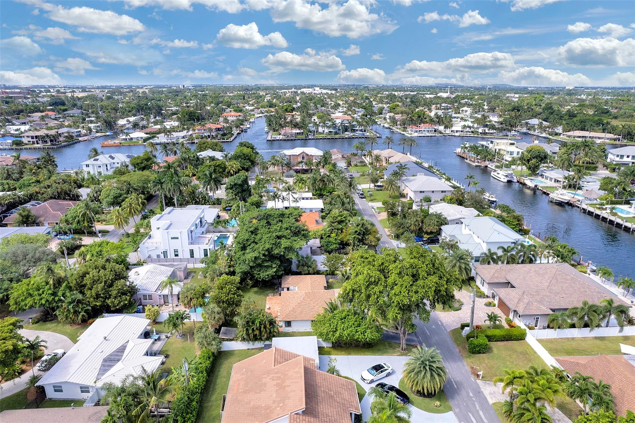 HILLSBORO SHORES SEC - Residential