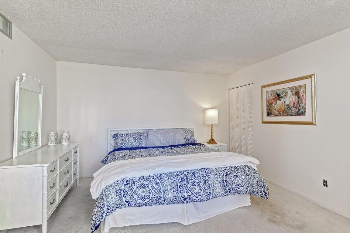 PHOENIX TOWERS - Residential