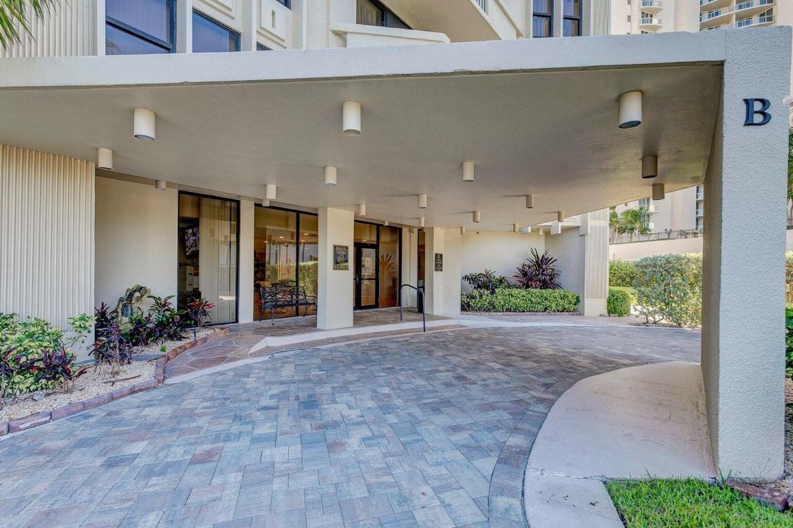 PHOENIX TOWERS - Residential