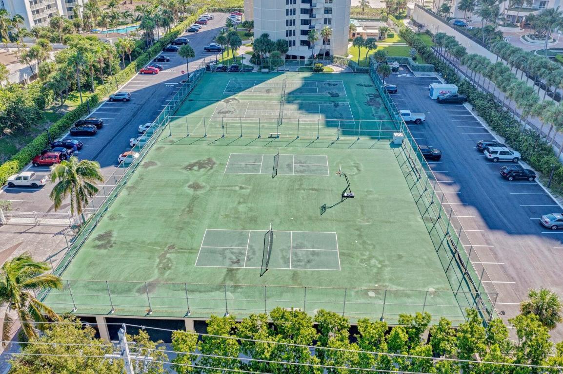 PHOENIX TOWERS - Residential