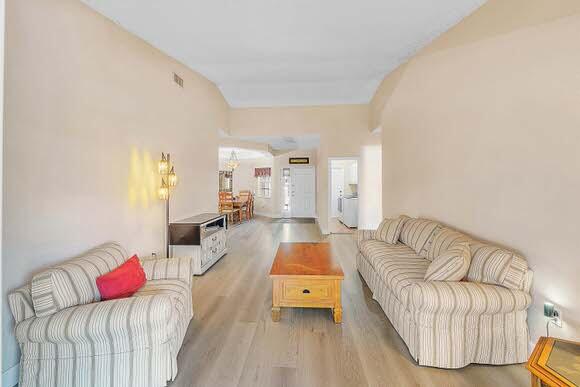 LAKES BY THE BAY SEC 10 - Residential