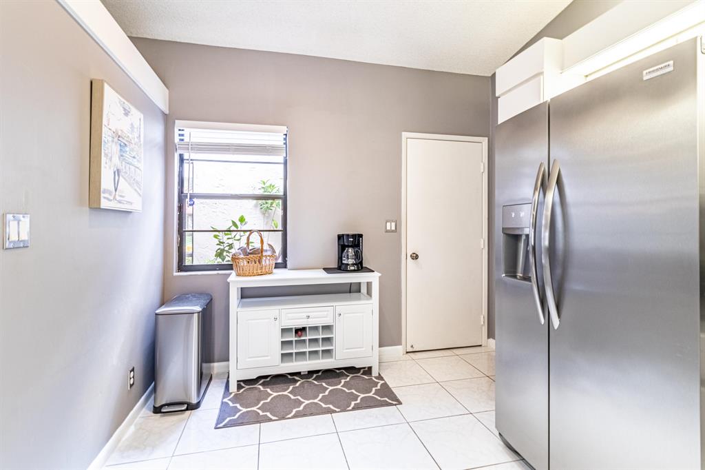 Huntington Pointe - Residential Lease