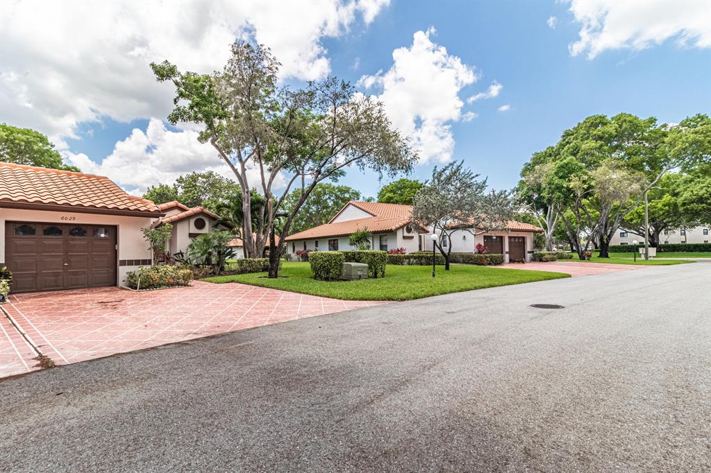 Huntington Pointe - Residential Lease