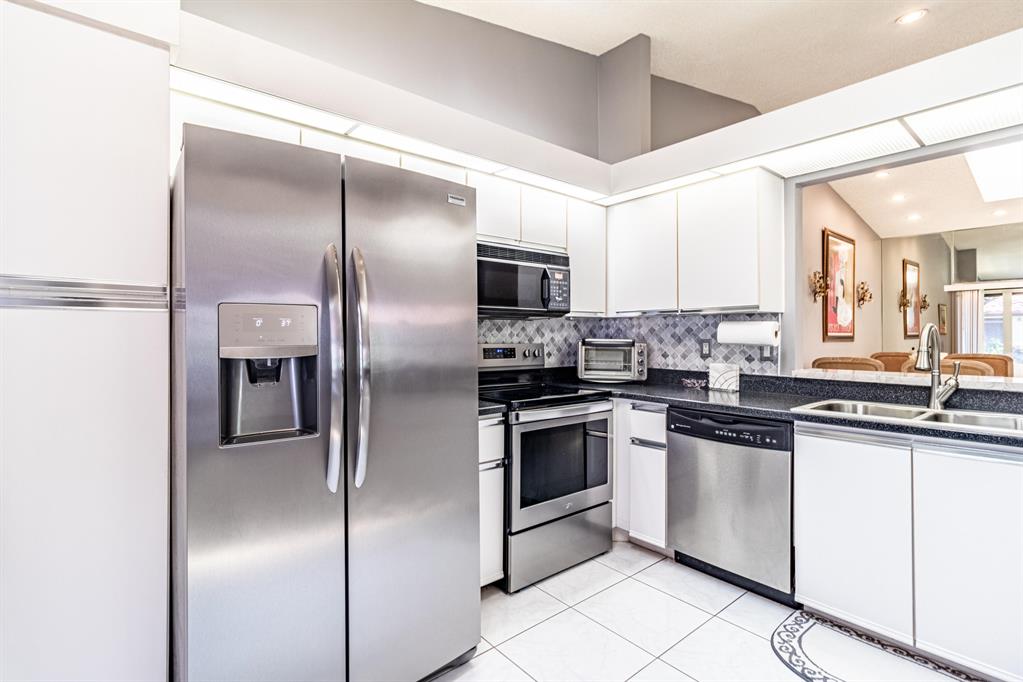 Huntington Pointe - Residential Lease