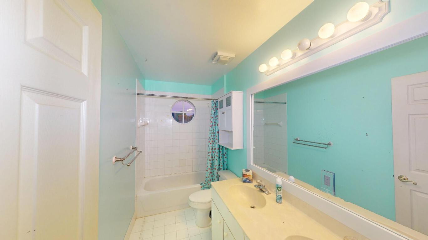 HAMMOCKS AT COCONUT CREEK - Residential Lease