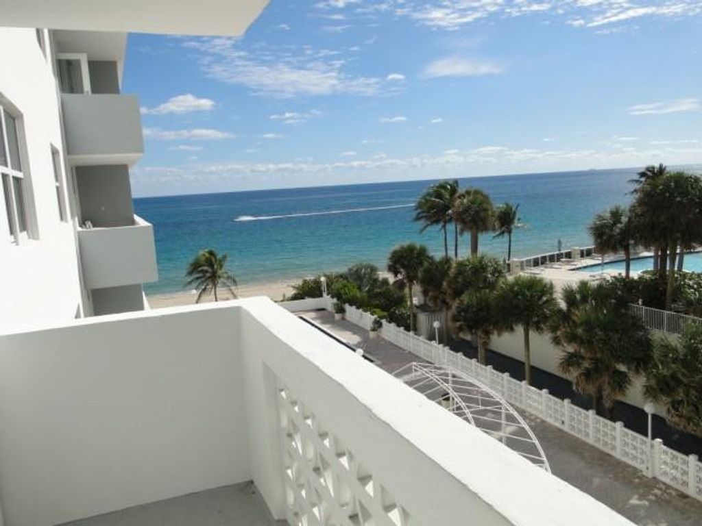 Photo of 4250 Galt Ocean Drive #4d, Fort Lauderdale, FL 33308 (MLS # B26030877)