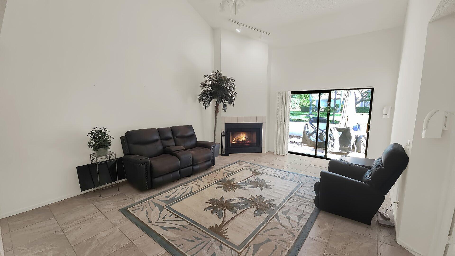 View photos, virtual tours, details... 60 Edinburgh Drive