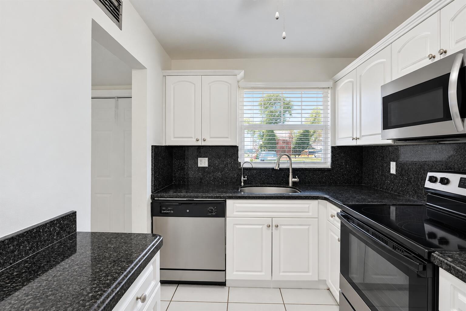 2651 Sunrise Lakes Drive E 104