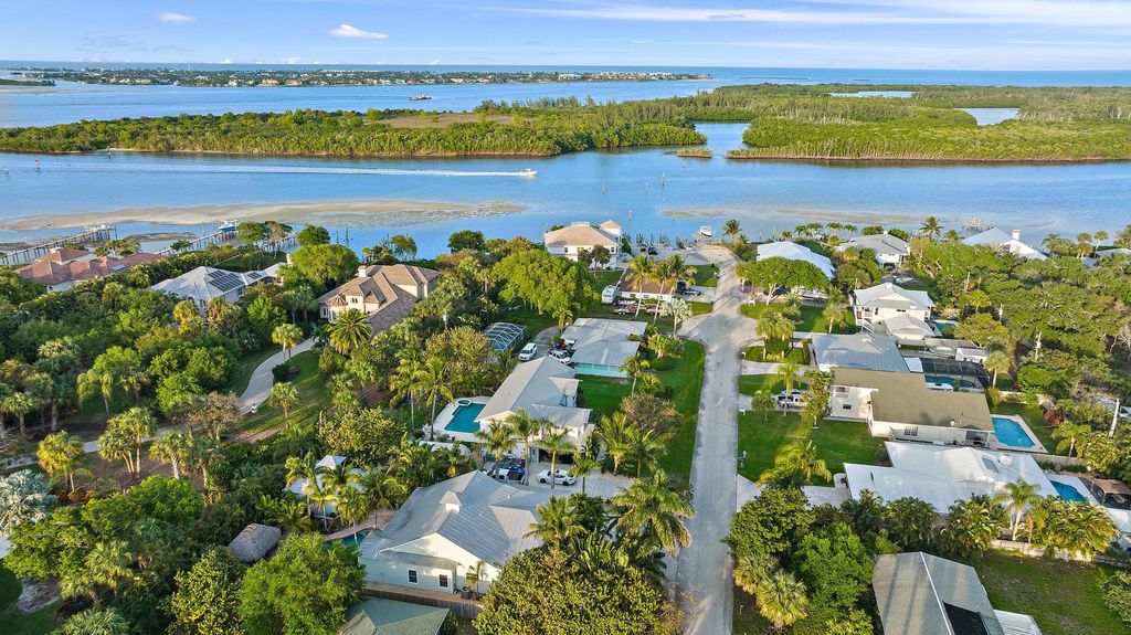 Photo of 5573 SE Harbor Terrace, Stuart, FL 34997 (MLS # R10969172)