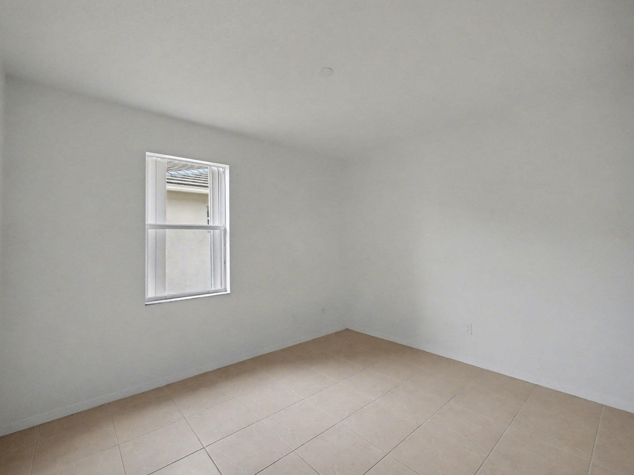 LAKEFOREST POINTE - Residential