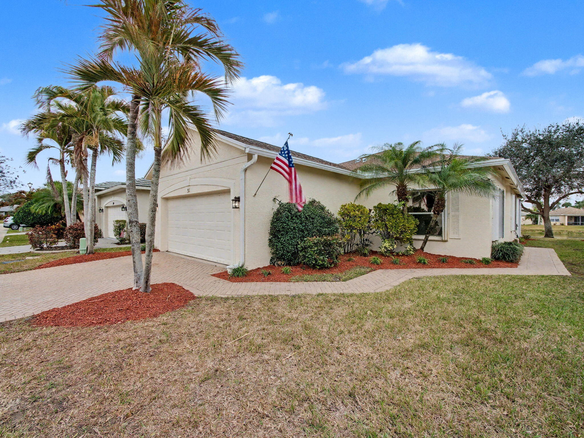 LAKEFOREST POINTE - Residential