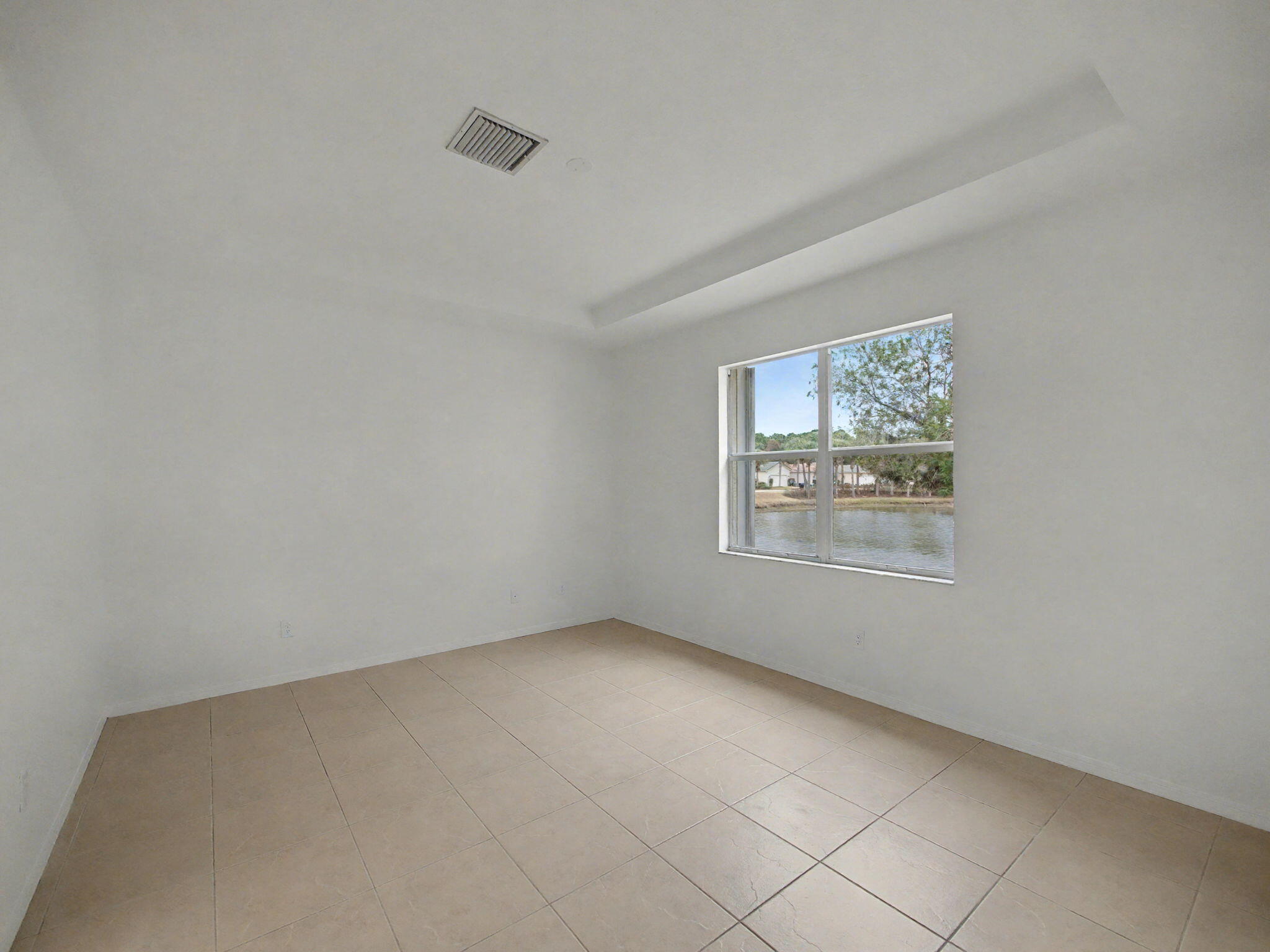 LAKEFOREST POINTE - Residential