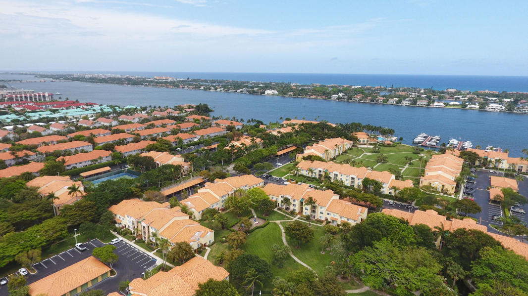 YACHT CLUB ON THE INTRACOASTAL CONDO - Residential
