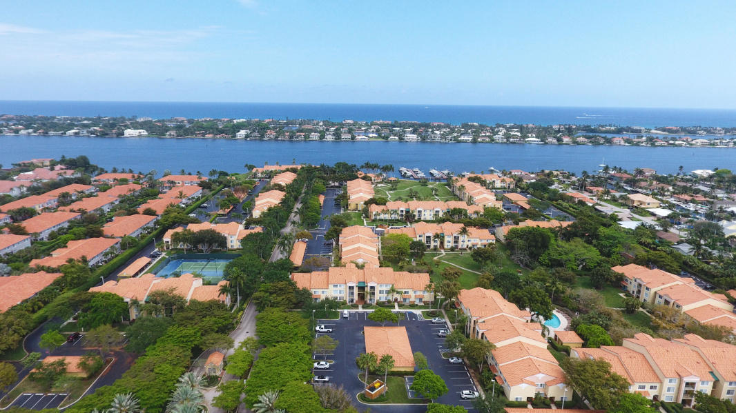 YACHT CLUB ON THE INTRACOASTAL CONDO - Residential
