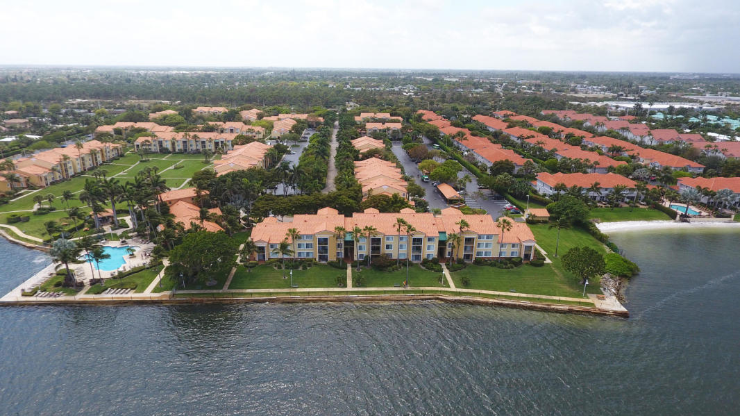 YACHT CLUB ON THE INTRACOASTAL CONDO - Residential