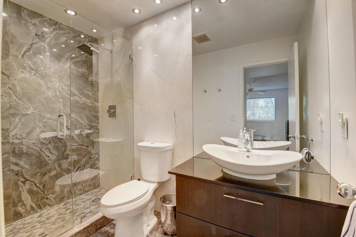 YACHT CLUB ON THE INTRACOASTAL CONDO - Residential