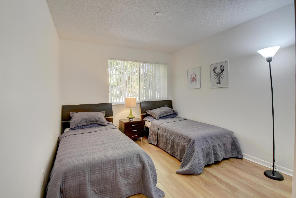 YACHT CLUB ON THE INTRACOASTAL CONDO - Residential